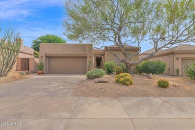 Experience refined desert living in the prestigious guard-gated - photo 2