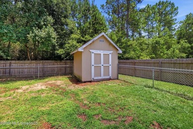 Welcome to 13364 Turtle Creek Parkway in Gulfport. This 3 - photo 25