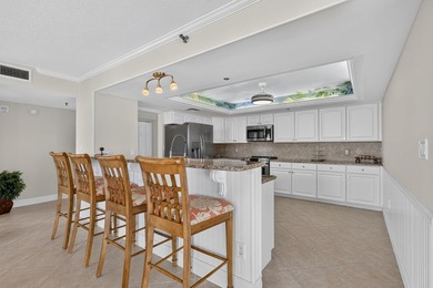 Experience breathtaking Sunrise-to-Sunset living from this - photo 25