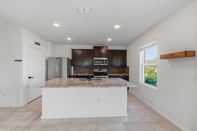 Welcome to your dream lakefront retreat in Fort Pierce! This - photo 8