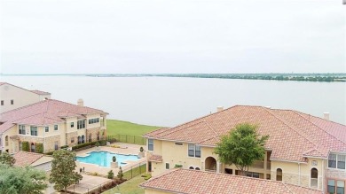 Lake Condo For Sale in Rockwall, Texas