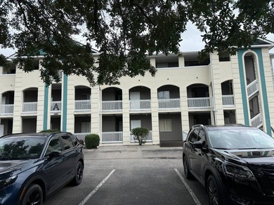 Welcome to your waterfront oasis in the highly sought-after - photo 1