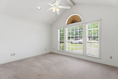 Tucked away on a cul-de-sac in a peaceful lakefront neighborhood - photo 18