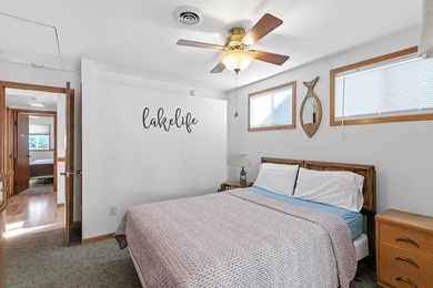 Charming 4+ bedroom lakefront home on Lake Delton offers 115' of - photo 21