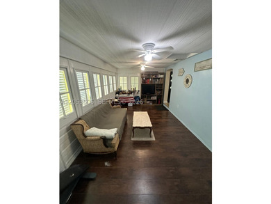 Great investment opportunity right next to the beach! Great for - photo 22