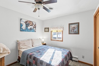 Charming 4+ bedroom lakefront home on Lake Delton offers 115' of - photo 25