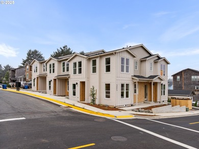 Devils Lake Condo For Sale in Lincoln City Oregon