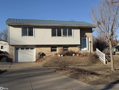 Mississippi River - Des Moines County Home For Sale in Burlington Iowa