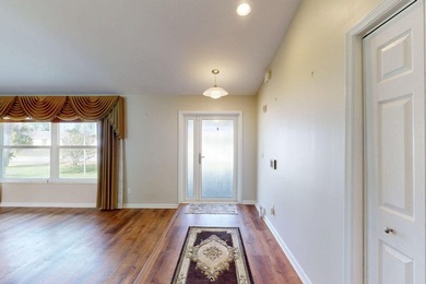 Beautiful CBS pool home on a .46-acre DOUBLE LOT with no HOA - photo 6