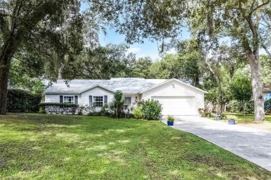Lake Home For Sale in Fruitland Park, Florida