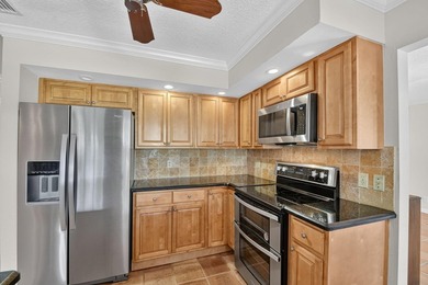 Welcome to this beautifully maintained 3-bedroom, 2-bath home - photo 16