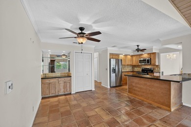 Welcome to this beautifully maintained 3-bedroom, 2-bath home - photo 21