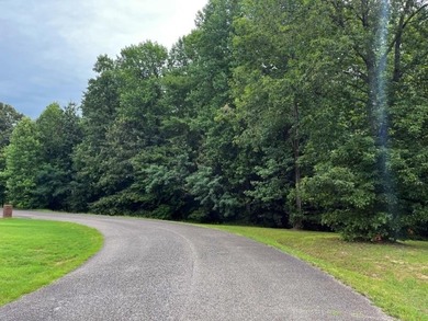 Kentucky Lake Lot Sale Pending in Paris Tennessee
