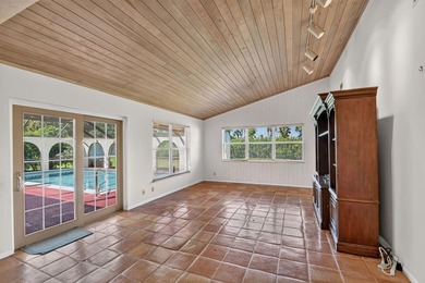 Welcome to this beautifully maintained 3-bedroom, 2-bath home - photo 22
