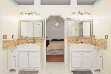 Welcome to Oleander Pines! A perfect place for your winter - photo 23