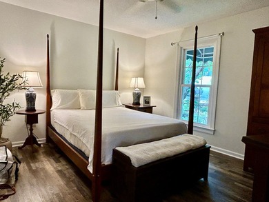 Move In Ready Lakefront Retreat w income potential. - photo 10