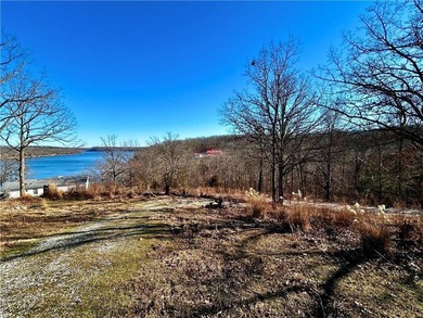 Offered BELOW 2025 Appraised Value! Waterfront opportunity on - photo 23