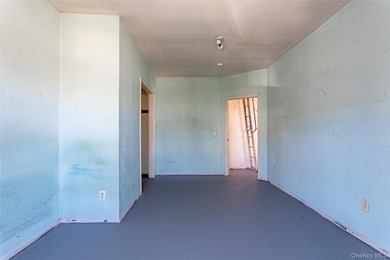 Colonial Style Home. This Home Features 4 Bedrooms, 2 Full Baths - photo 24