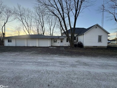 Rathbun Lake Home Active Under Contract in Moravia Iowa