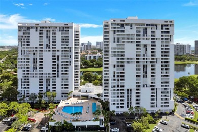 (private lake, pond, coastal) Condo For Sale in Aventura Florida