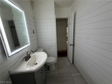 Opportunity meets potential in this one-of-a-kind Euclid - photo 17