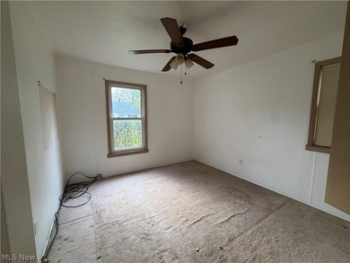 Opportunity meets potential in this one-of-a-kind Euclid - photo 22
