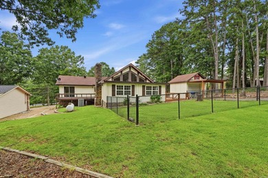 Welcome to 313 Snead Dr. in Fairfield Bay, perfectly positioned - photo 28