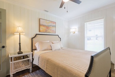 Just in time for summer-this stunning, fully renovated lakefront - photo 29