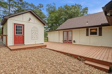 Welcome to 313 Snead Dr. in Fairfield Bay, perfectly positioned - photo 30