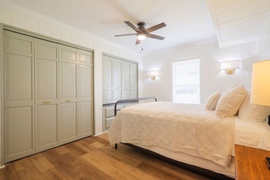 Just in time for summer-this stunning, fully renovated lakefront - photo 31