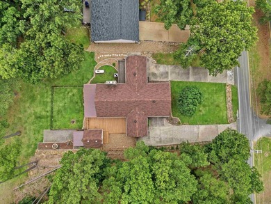 Welcome to 313 Snead Dr. in Fairfield Bay, perfectly positioned - photo 36
