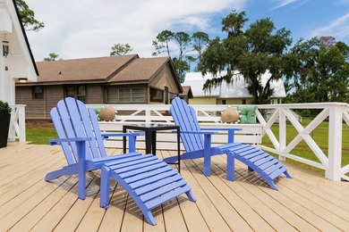 Just in time for summer-this stunning, fully renovated lakefront - photo 45