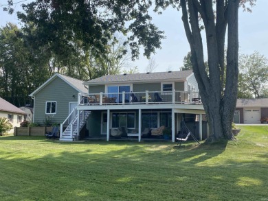 Lake Home Sale Pending in Hudson, Indiana