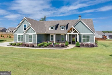 Welcome to one of the original Signature builds on Peachwood - photo 1