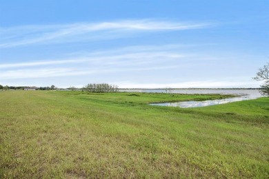 Lake Lot For Sale in Lake Alfred, Florida