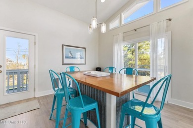 Welcome to laid-back coastal living in Riverview area in - photo 10