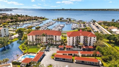 Caloosahatchee River Condo For Sale in Fort Myers Florida
