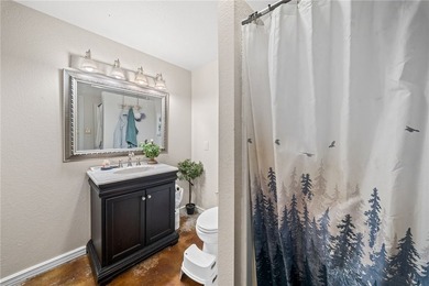 SELLER OFFERING $10,000 IN CLOSING COSTS IF UNDER CONTRACT BY - photo 14