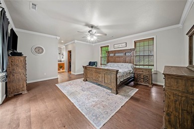 SELLER OFFERING $10,000 IN CLOSING COSTS IF UNDER CONTRACT BY - photo 23