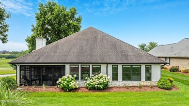 Welcome to this beautifully updated single-story villa in the - photo 5