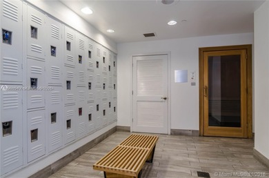 RARELY AVAILABLE 1-bedroom, 1-bath unit located conveniently on