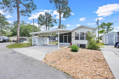 (private lake, pond, creek) Home For Sale in Clermont Florida