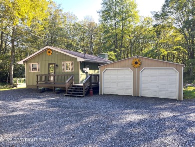 Lake Home Sale Pending in Jim Thorpe, Pennsylvania
