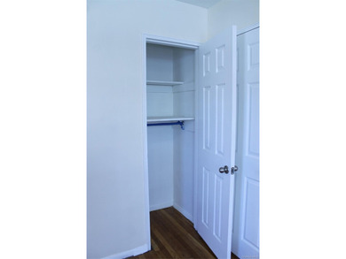 Welcome to this beautifully maintained 2-bedroom co-op located - photo 12