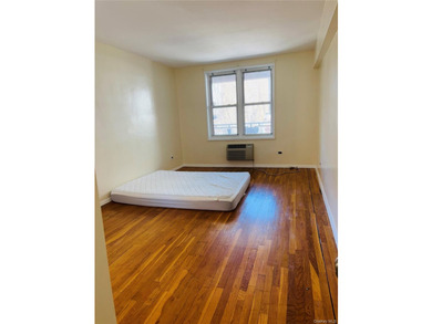 Welcome to this beautifully maintained 2-bedroom co-op located - photo 16