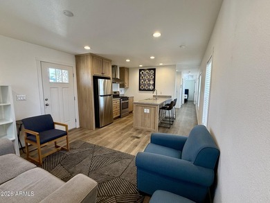 Welcome to this lovely, barely lived-in 2023 manufactured home - photo 3