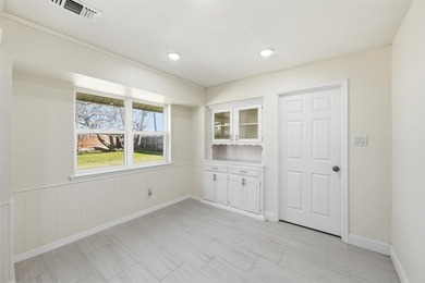 Fully Renovated Corner Lot Home in the Heart of Pantego! - photo 25