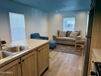 Welcome to this lovely, barely lived-in 2023 manufactured home - photo 6