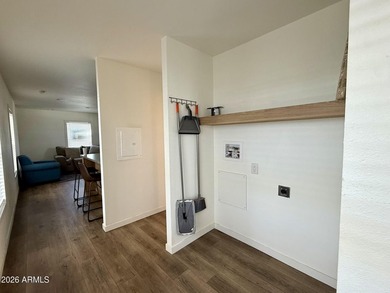 Welcome to this lovely, barely lived-in 2023 manufactured home - photo 10