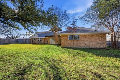 Fully Renovated Corner Lot Home in the Heart of Pantego! - photo 31